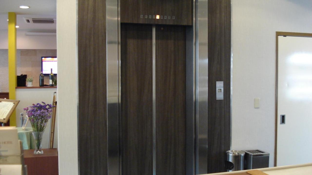 Nagoya New Rolen Hotel Bagian luar foto